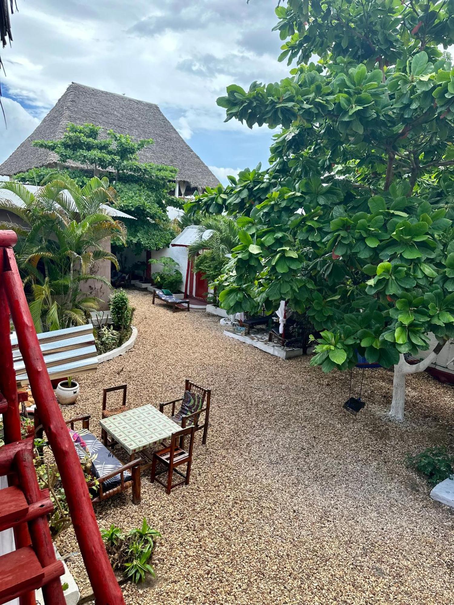 Hotel Pole Pole House Nungwi Zewnętrze zdjęcie